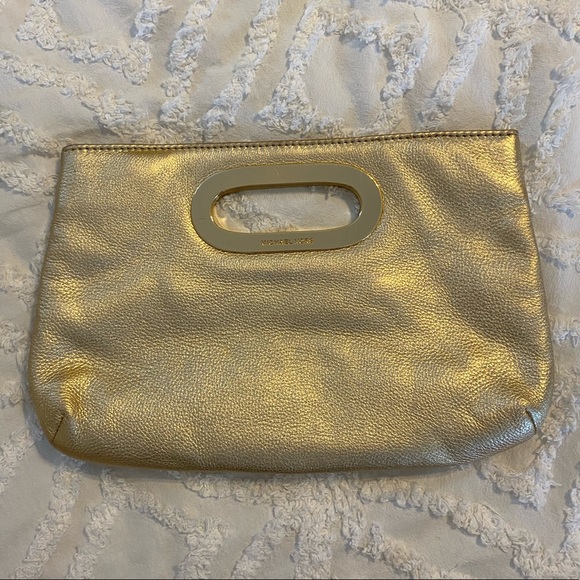 Michael Kors Handbags - Michael Kors Clutch